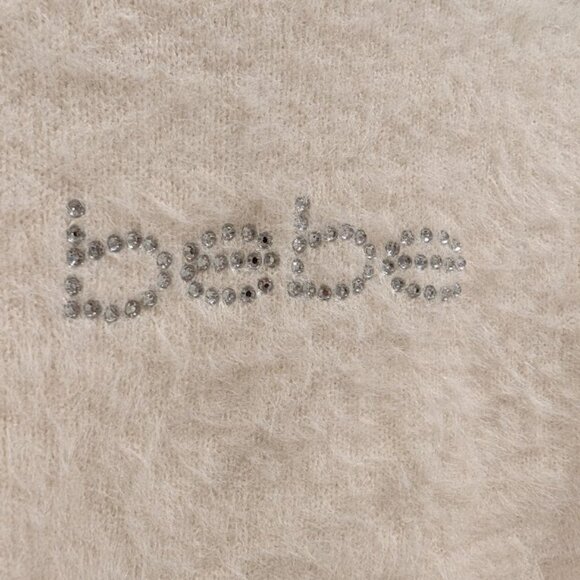 Fluffy Bebe Sweater - Picture 2 of 3